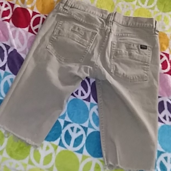 Mens Shorts - Picture 3 of 4